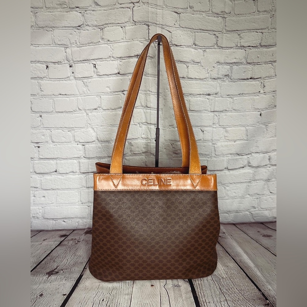 ❌SOLD❌Authentic vintage Celine shoulder bag